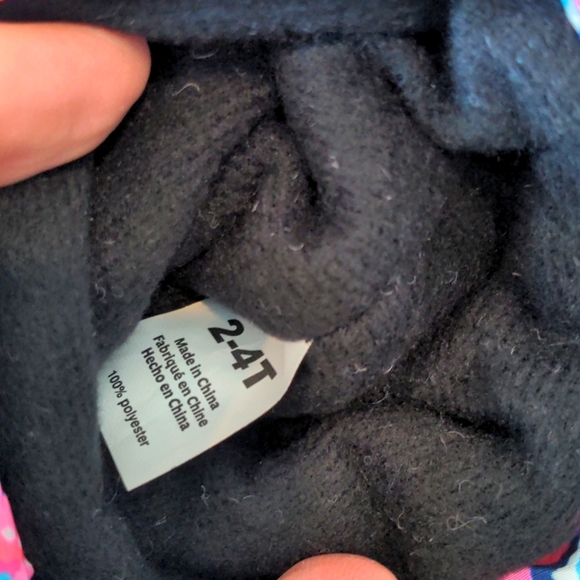 NWOT mittens 2T-4T - Picture 3 of 3